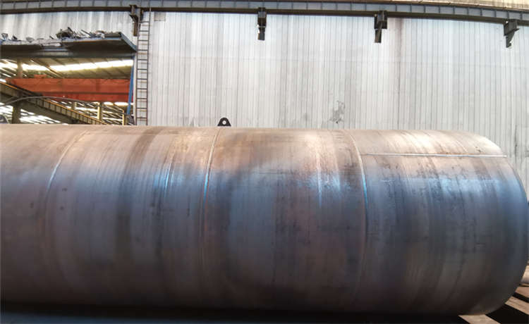 鋼材場(chǎng)污水處理鋼管廠家，槽鋼批發(fā)，2420mm螺旋管，外直徑1620mm螺旋焊管