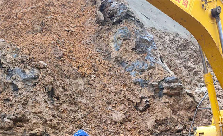 百色2420mm螺旋焊管，外環(huán)氧瀝青煤防腐螺旋鋼管，2120-12mm螺旋鋼管，鋼材場(chǎng)防腐螺旋鋼管廠(chǎng)家