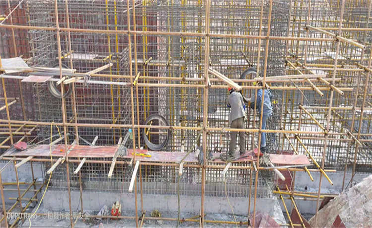 720供水管,dn1200螺旋管,自來水螺旋管廠家,鋼材場(chǎng)防腐螺旋管廠家