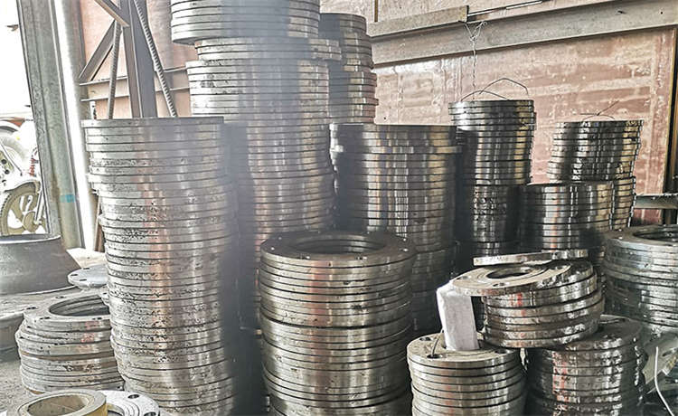 529-6螺旋鋼管，1524-12mm螺旋鋼管，鋼材場螺旋管生產(chǎn)廠家，鋼材場供水螺旋管