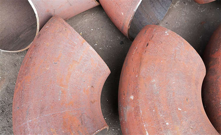 汕頭1700mm螺旋鋼管，煙囪鋼管，鍍鋅方管，鋼材場(chǎng)鍍鋅管廠家