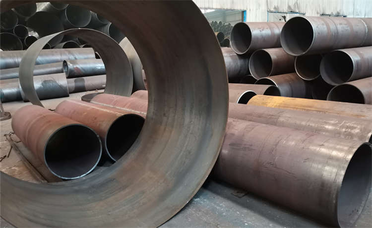 1000mm鋼立柱，2820螺旋管，dn2400mm螺旋管，1120-8mm螺旋焊管