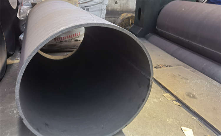 1750 2020螺旋管，廣州DN1900mm螺旋管，200mm螺旋鋼管，鋼材場螺旋管生產(chǎn)廠家螺旋鋼管加工廠