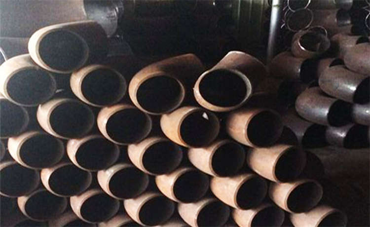 1000鎖扣鋼管樁，dn1700mm螺旋焊管，自來水鋼管廠家，16鋼管樁廠家