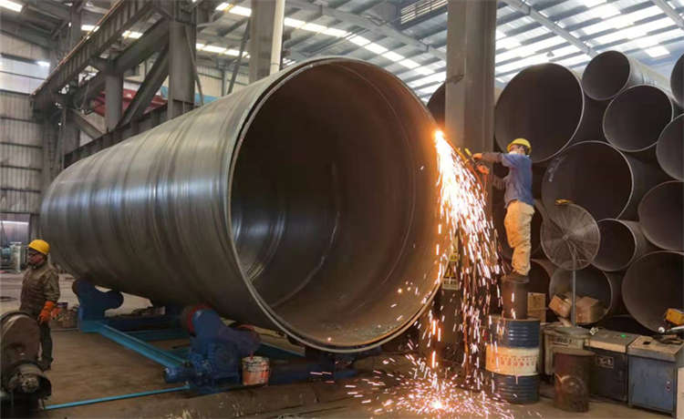 鋼材場(chǎng)角鋼，百色自來(lái)水螺旋鋼管，D2000mm螺旋管，輸水防腐螺旋管廠家