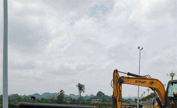 汕頭40A#工字鋼,2700mm螺旋管,鋼材場(chǎng)900mm螺旋焊管,1220給水螺旋管廠家